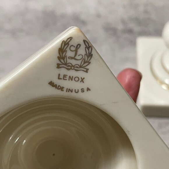 Lenox Set of Two Neoclassical Style 4" Footed Single Taper Candlestick Holders - Picture 6 of 6